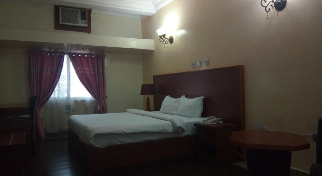 Двухместный номер Standard Top Rank Hotel Galaxy Enugu