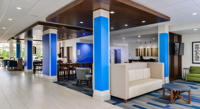 Holiday Inn Express & Suites Siloam Springs by IHG