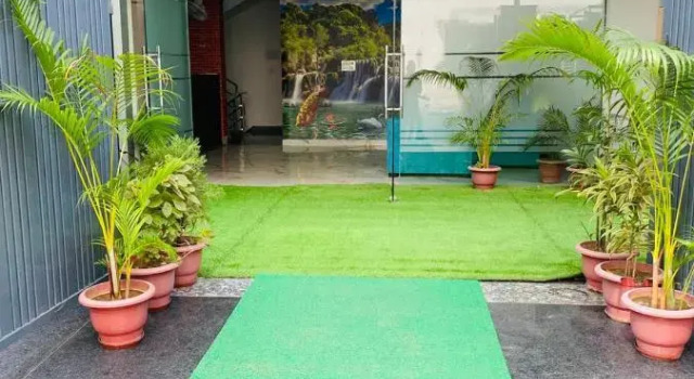 Hotel Royal Residency, Забронировать Отель Гургаон Gurgaon Region, рядом с Apollo Tyres Ltd
