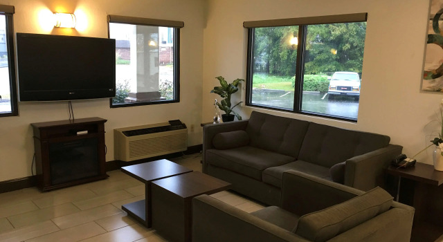 GuestHouse Inn Dothan, Reserva ahora Hotel Hoteles en Dothan con aparcamiento, Aparcamiento