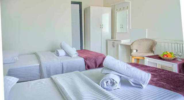 Yeniciftlik Otel, Rezervovat Hotel Hotely v Tekirdag s parkováním, Parkování