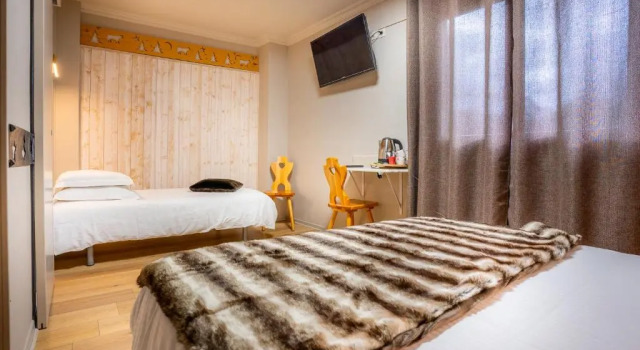 Трёхместный номер Standard с видом на горы Hôtel La Rencluse