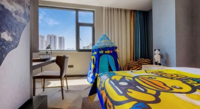 Люкс Qujing Qihui Intelligent Hotel (Qiqu Dreams Great World Branch)