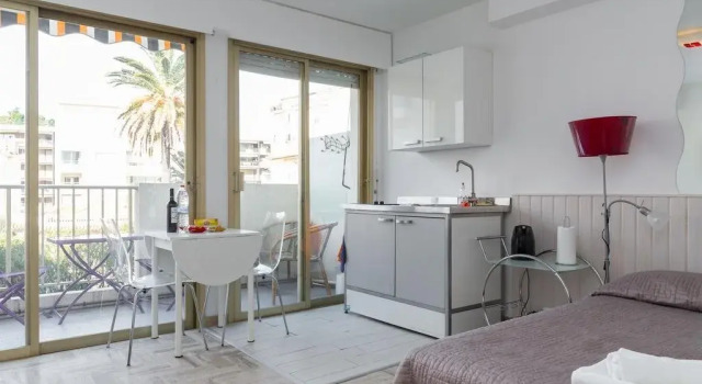 Maubourg Studio