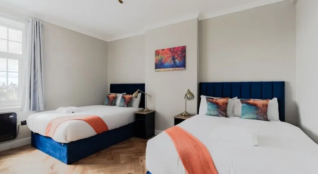 Апартаменты Standard Bright One Bedroom Flats