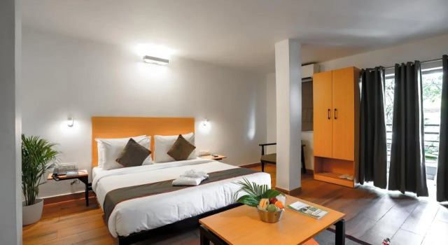 Oyo Premium Candolim Beach