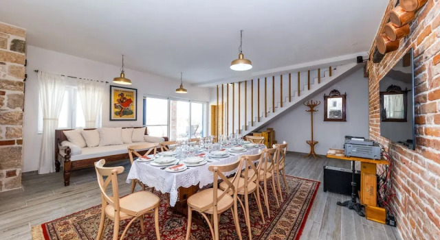 Вилла с 5 комнатами с видом на море Villa Maza