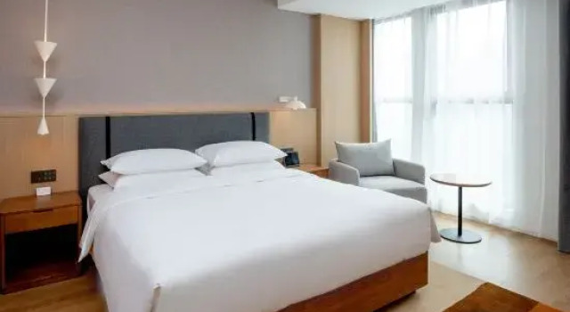Семейный люкс Xuanli Hotel (Fangte Branch, Hangzhou Bay New Area, Cixi, Ningbo)