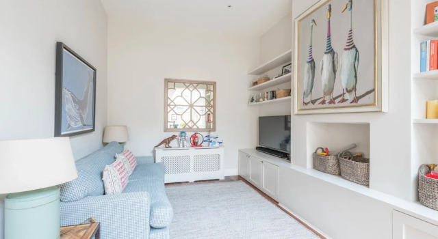 Beautiful family home in Highbury, Забронировать Отель Отели Лондона 3 звезды, рядом с Арсенал, 3*