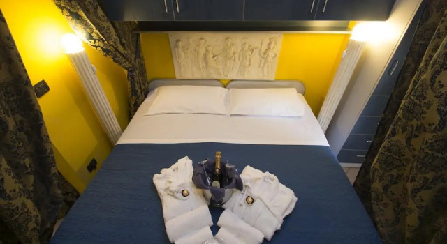 Hotel Motel Residence S, Buchen Sie Motel Hotels in Piemont mit Pool, Schwimmbad