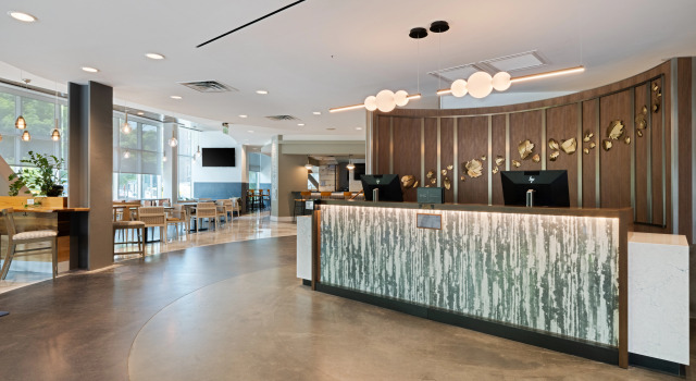 Hotel Indigo Asheville Downtown by IHG, Забронировать Отель Ашвилл Аппалачи, рядом с Общество искусств North Carolina Stage Company