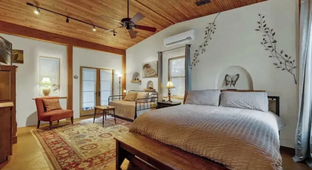 Коттедж The Willows Casa Grande + Sundown Suite Sleeps 13 - Close to Main St