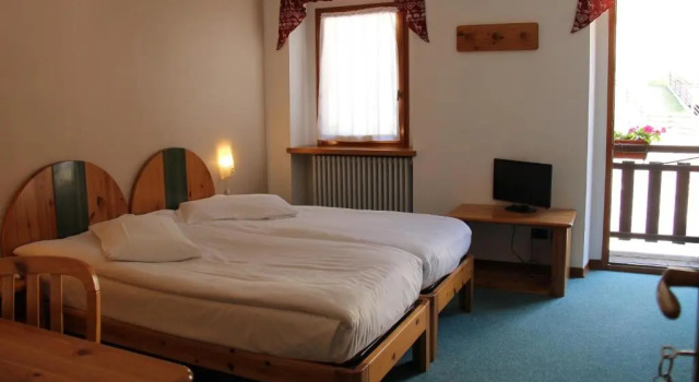Двухместный номер Standard с балконом Hotel Mont Velan