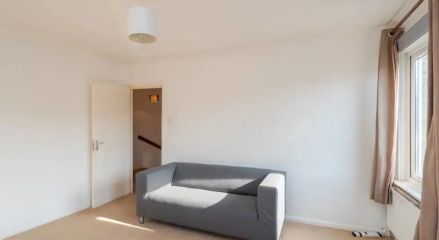 Quiet 2 Bedroom Apartment, Забронировать Апартаменты/квартира Лондон Большой Лондон, рядом с Баундс Грин