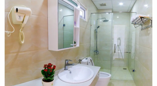 Номер Deluxe Khách sạn Liên Sơn - Đà Lạt