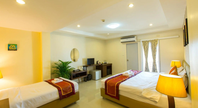 Трёхместный номер Standard Chiang Mai Waroros Boutique Hotel