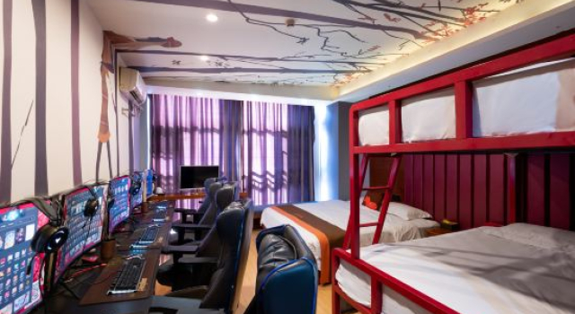 Laoba E-sports Homestay, Varaa Hotelli Huanggang Hubei