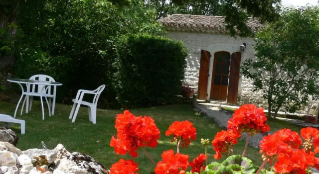 Village de Loubas, Buchen Sie Ferienwohnung Valeilles Tarn-et-Garonne