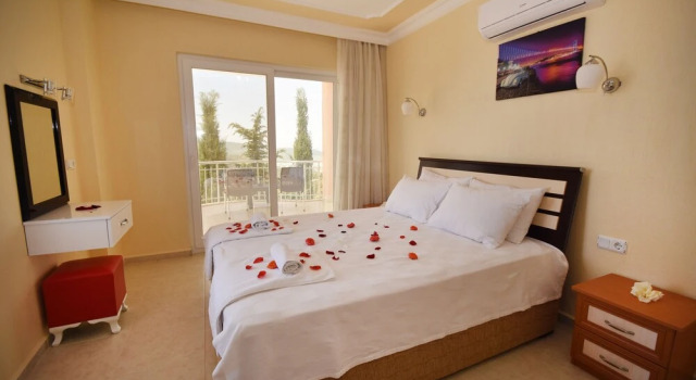 KAL1100 Villa Yonca 5 Bedrooms