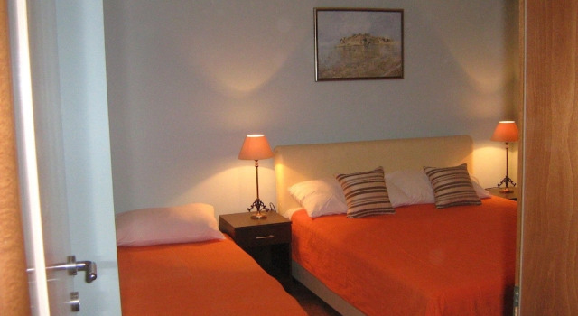 Apartments Milena, Book Lejlighed Hoteller i Kotor Riviera med parkering, Parkering