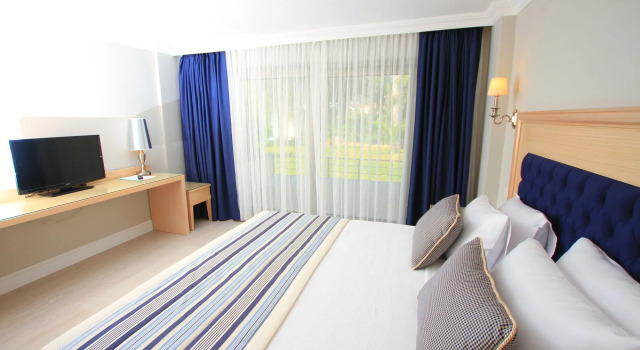 Palm Bay Beach Hotel
