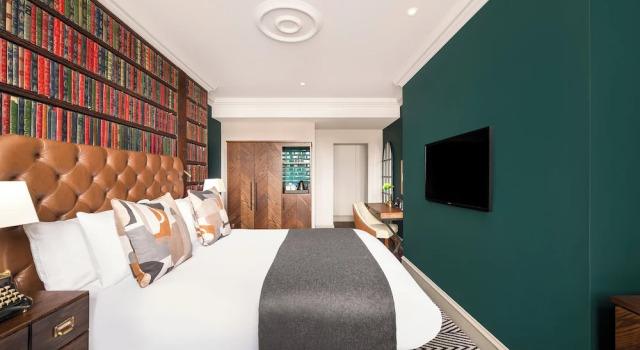 Двухместный номер Standard с видом на город Hotel Indigo - Edinburgh - Princes Street by IHG