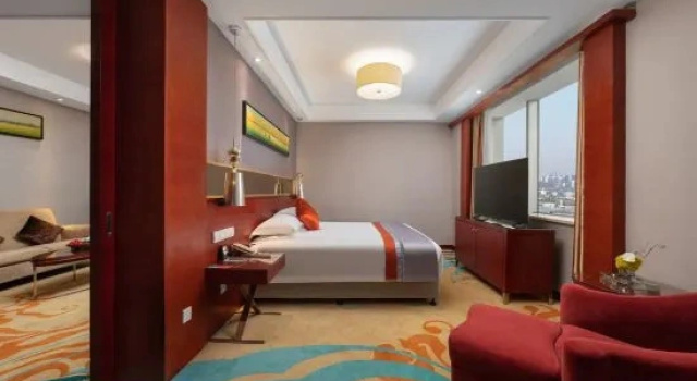 Люкс Business Ramada Zibo