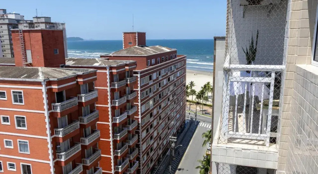 Apto Confort vel a 150m do mar Completo com Lazer