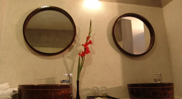 Frangipani Fine Arts Hotel