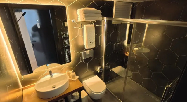 Трёхместный номер Deluxe 8 Rooms Hotel
