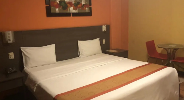 Hotel Caribe, Book Hotel Hoteller i Lima med parkering, Parkering