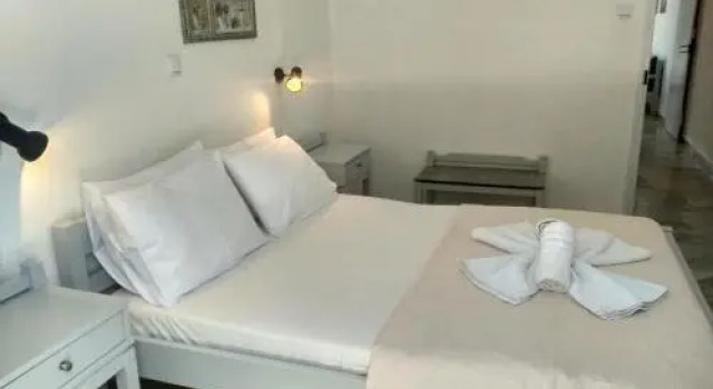 Flat 1 Bedroom 1 Bathroom - Aliki, Prenota Hotel Aliki Paro