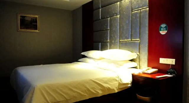 Двухместный номер Standard GreenTree Inn GanZhou Zhanggong District SanKang Temple RT-MART Express Hotel