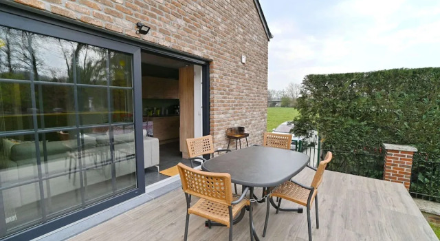 Holiday Home Near Ourthe River, Belgium, Забронировать Дом для отпуска Отон 