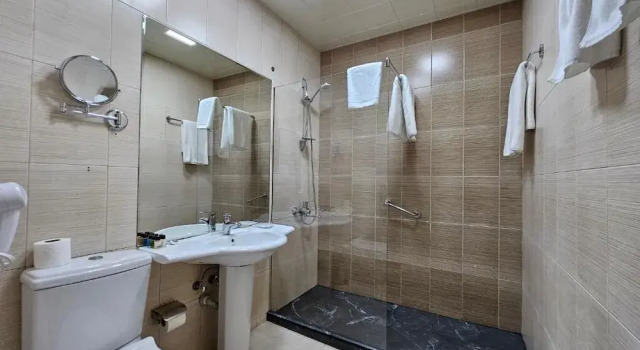 Appartamento familiare con vista sul cortile Crown Suites
