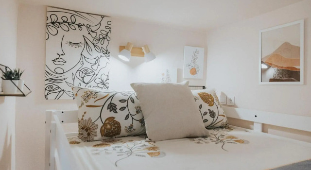 Bohemian Loft With View!, Book Hotel Volos 