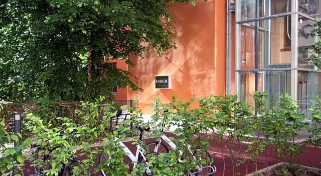 Hotel 26
