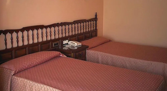 Трёхместный номер Standard Отель Alda Centro Pontevedra