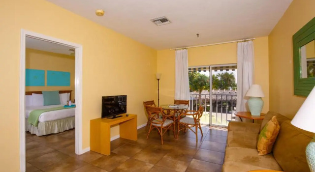 Номер Standard Naples Garden Inn