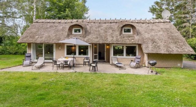 "Rouwen" - 750m from the sea in Lolland, Falster and Mon, Prenota Hotel Falster Danimarca