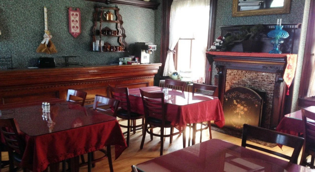Greystone Manor Bed & Breakfast, Забронировать Отель Смоктаун Ланкастер, рядом с Фермерский рынок Берд-ин-Ханд
