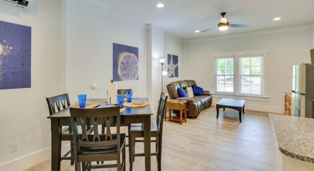 Апартаменты Coastal North Carolina Retreat: Half Mile to Beach