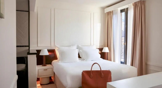 Номер Prestige Maison Delano Paris