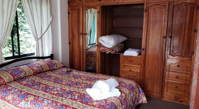 Hostal Monte Real, Varaa Hotelli Baños Tungurahua