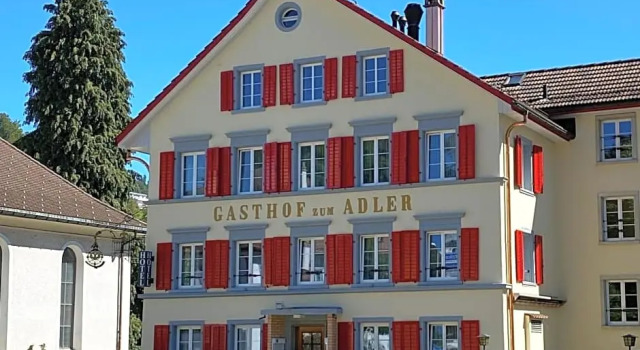 Hotel Adler Garni, Varaa Hotelli Bauma 