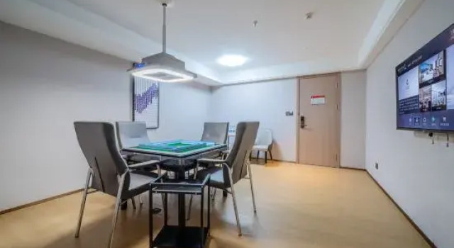 Люкс Business Lavande Hotel (Dongguan Qiaotou Guangchang)