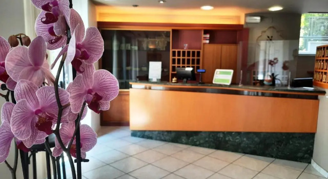 Hotel Colonne, Забронировать Отель Сан-Джованни-Ротондо Гаргано