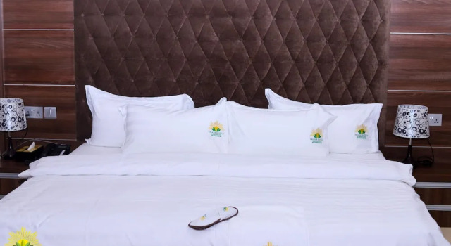 Valada Resort, Rezerwuj Ośrodek wypoczynkowy Jos 