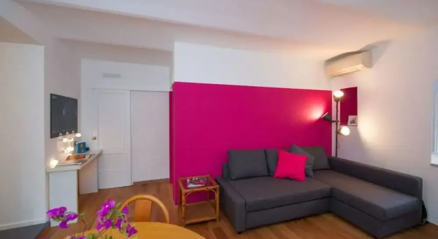 Gorgeous Newly Renovated Flat Near Colosseum!, Забронировать Отель Рионе Монти Рим, рядом с Посольство ФРГ в Риме