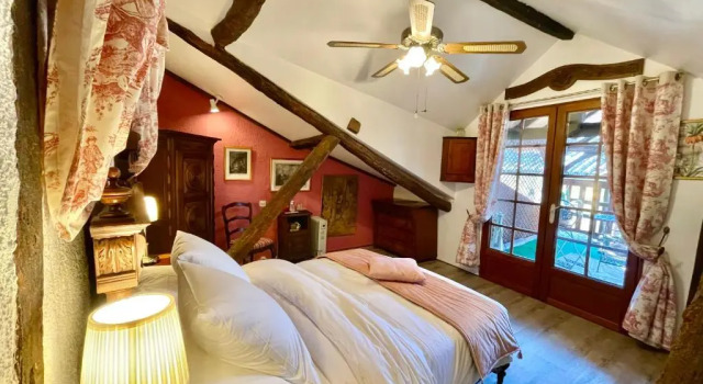 Le Colombier De Cyrano Et Roxane